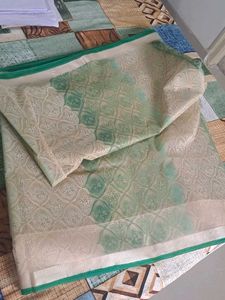 Cream And Green Professional organza Saree