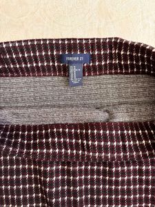 Chic &amp; Timeless Forever 21 Skirt - Size M