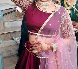 Choli Lahenga