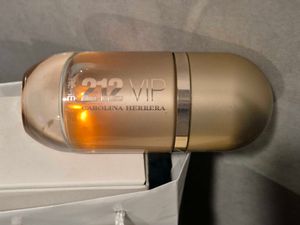 Carolina Herrera 212 VIP Rose