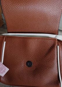 Smart Sling Bag🤎