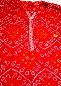 Red Bandhani  suit set with sare