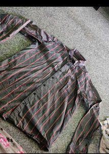 one piece 199₹...branded shirts each 199₹