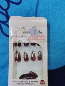 MAROON FAKE NAIL SET