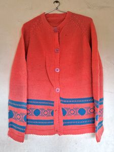 Girls Woolen Cardigan