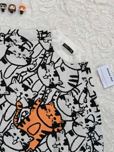 SHEIN Cute Cat Print SWEATSHIRT