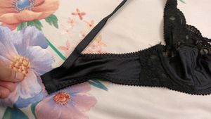 Miss Astor Non Padded Bra...32B