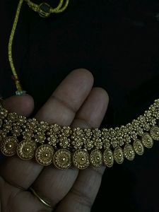 New Matt Finished Necklace With Earrings