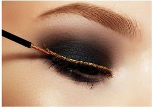 Hilary Rhoda Golden Eyeliner