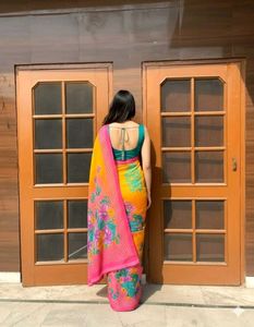💛✨Eligent Floral Print Saree