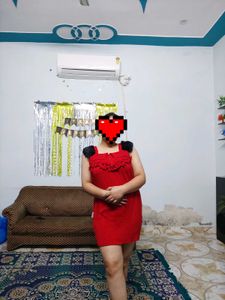 Chic Red Sleeveless Dress