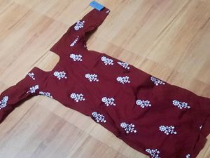 Mahroon Kurta Chiken Kari Work