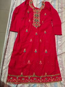 Pink &amp; Gold Embellished Dupatta