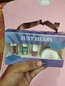 Just Herbs Travel Kit