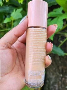 e.l.f. Halo Glow Shade 1 Fair,Used for Swatch Only