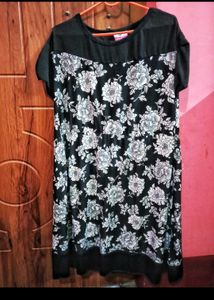 Combo Set Of Butterfly Net Top &amp; Floral Silk Kurta