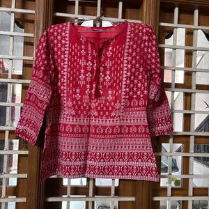 Red Short Kirti