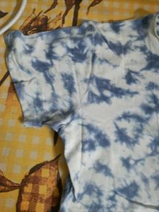 women combo of 4 tshirts