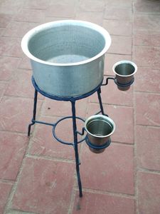 Mitti Ka Pot Stand