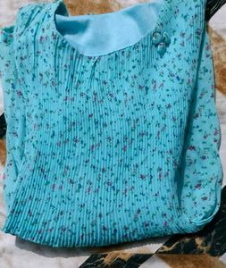 Floral Pleated Top