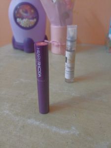 Hilary Rhoda Fuschia fantic 8