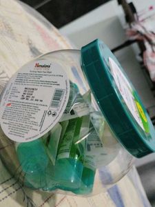 Himalaya Purifying Neem Face Wash