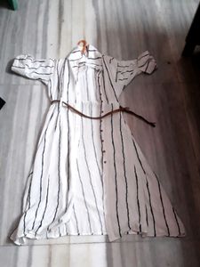 Long Maxi Dress With Button Opening And Leather Be