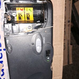Kodak KZ25 (non Working, Back Cover Broken)