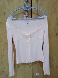 🌸NEW ME🌸Light Pink Lace Fitted Top