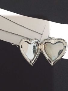 Green Open Heart Necklace. U Can Fit Photo Inside
