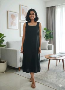 Black Sleeveless Midi Dress