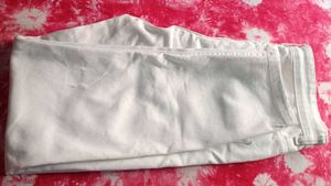 White Straight Leg Pants(jeans)