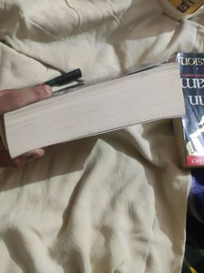 2Novels Sherlock Holmes&amp;Romeo &amp; Juliet Book