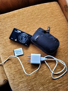 SAMSUNG DV 100 Dual Screen Digital Camera