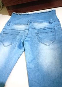 HIGH WAIST RIBBED JEANS👖