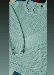 Beautiful Woolen Top 😍