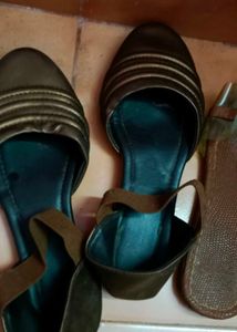 4 Footwear