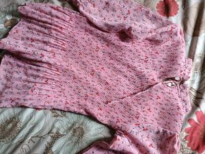 Comfortable Pinky...!!