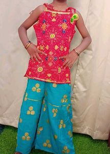 Suit And Sarara Set.. ♥