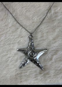 Starfish Pendant Necklace