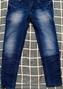 Washed Jeans with Insert Pockets