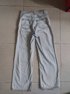 H&amp;M - Ultra High Waist Wide Leg Jean