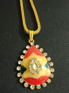 Detachable Pendant With Chain