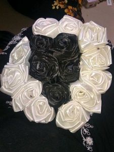 Unique Black &amp; White Rose Bouquet