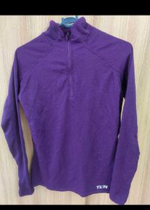 2 tops and 1 Victoria secret sports bra