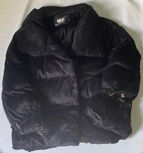 WF black padded jacket