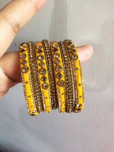 Golden Glitter Bangle Set