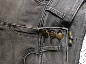 High-Waisted Grey Jeans
