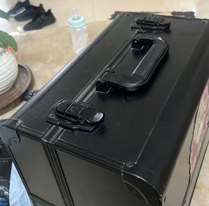 makeup vanity for mua or brides