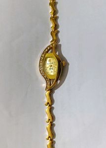 100% Gold Plated ,Women Watch HMT